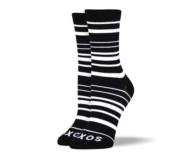 Women's Black & White Thin Stripes Socks