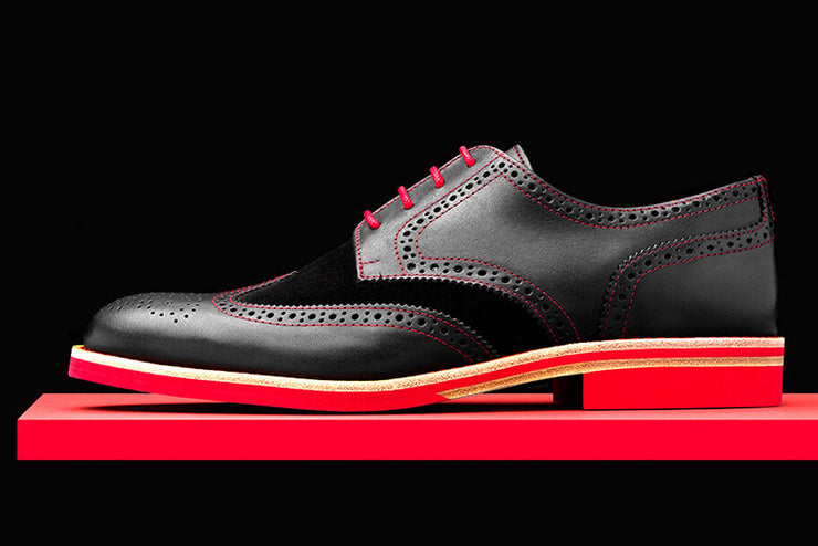 Mens Black & Red Leather Wingtip Dress Shoes - Size 11